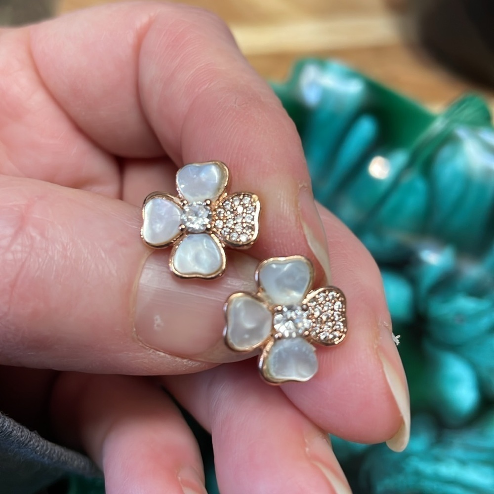 925 | Sterling Silver| Rose Gold|Four Leaf Clover|Mother of Pearl |Stud Earring